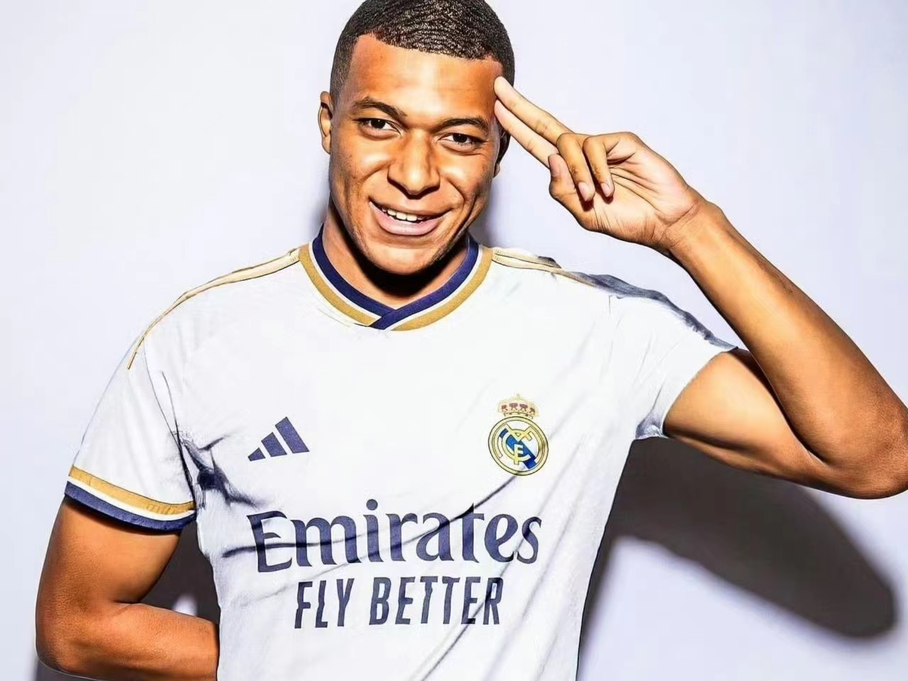 El giro legendario de Mbappé, un viaje glorioso de París a Madrid El giro legendario de Mbappé, un viaje glorioso de París a Madrid